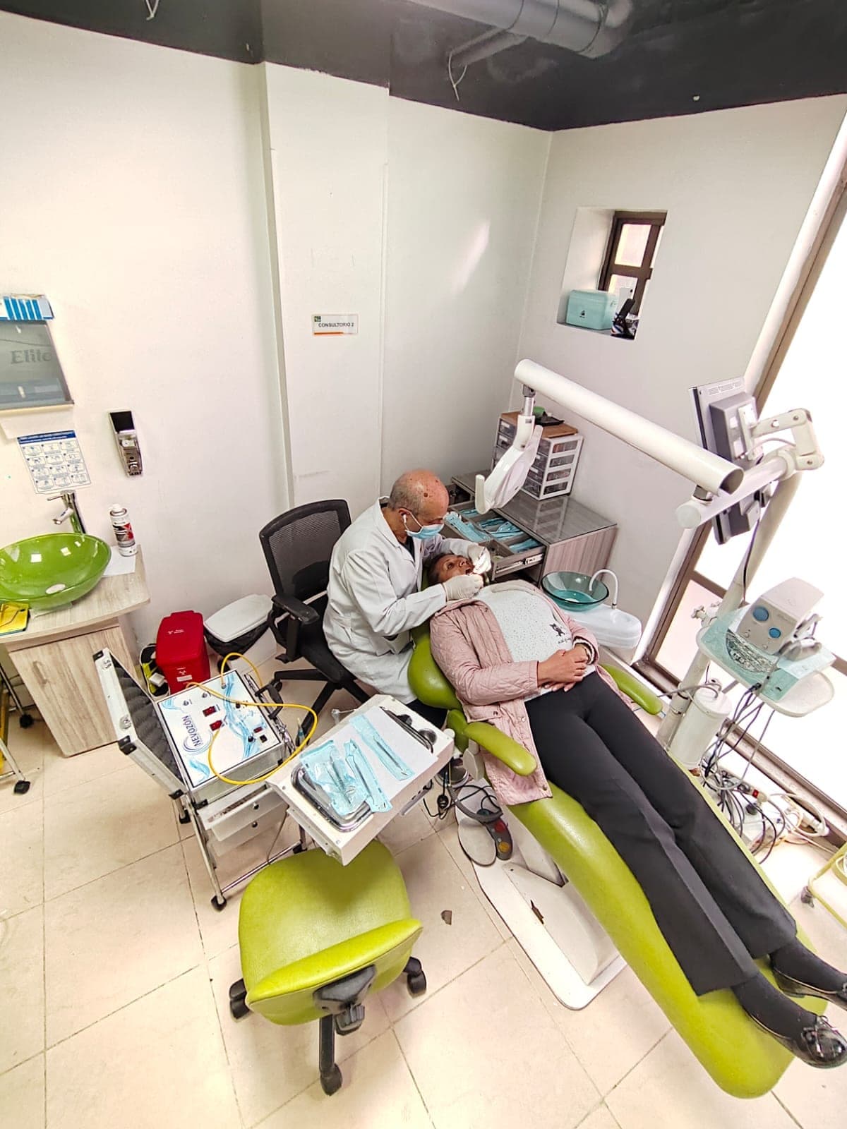 Consultorio con ozonoterapia dental